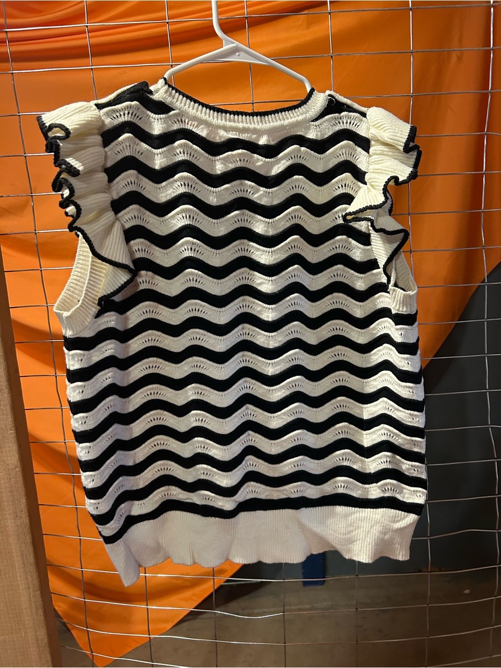 AVAVAR Black & White Wave Knit Ruffle Sleeve Top - Picture 4 of 4